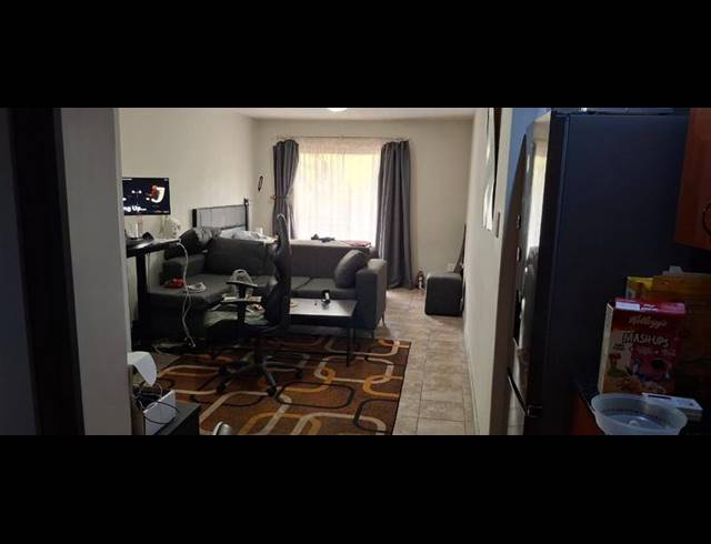 1 BEDROOM APARTMENT FOR SALE IN HATFIELD